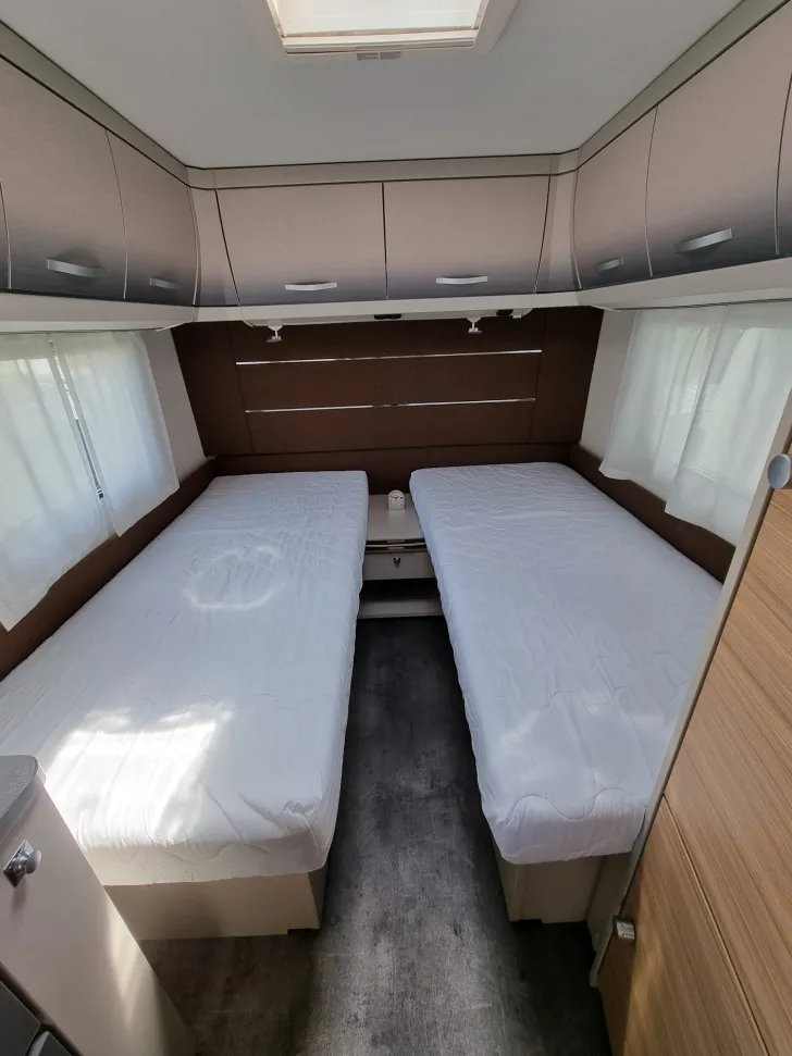 Fahrzeugbild Dethleffs Generation 515 LE Neuwertig #6