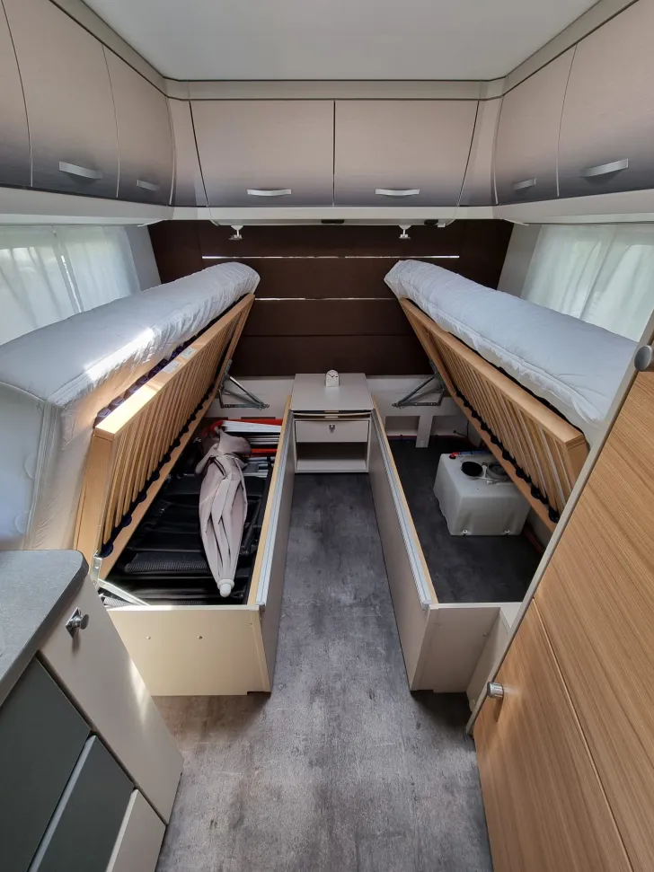 Fahrzeugbild Dethleffs Generation 515 LE Neuwertig #7