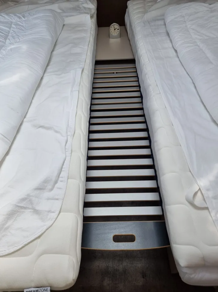 Fahrzeugbild Dethleffs Generation 515 LE Neuwertig #8