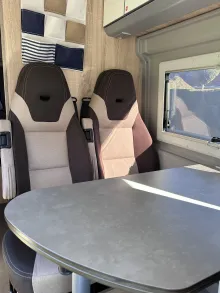 Fahrzeugbild Clever Celebration 5 Sitze gut gepflegt #4