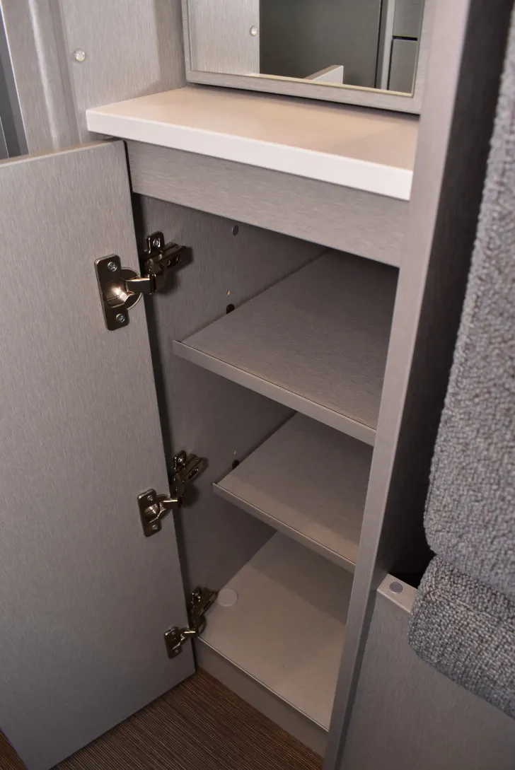 Fahrzeugbild Hymer Free 600 Campus Schlafdach, Klima, ab Nov. #36