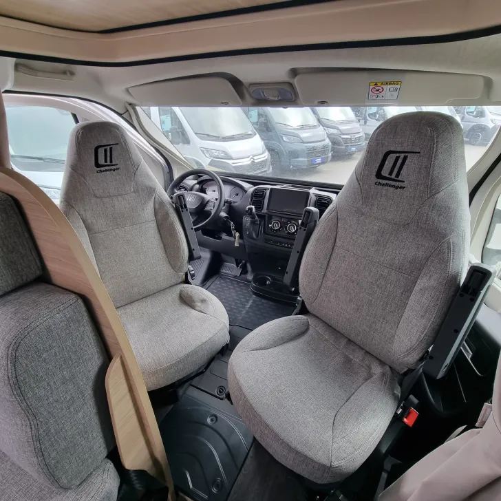 Fahrzeugbild Challenger C387 Break Edition, Automatik, Markise, Solar #12