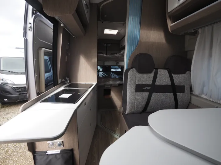 Fahrzeugbild Pössl Roadcruiser Revolution, El. Hubbett, Safetypack #6