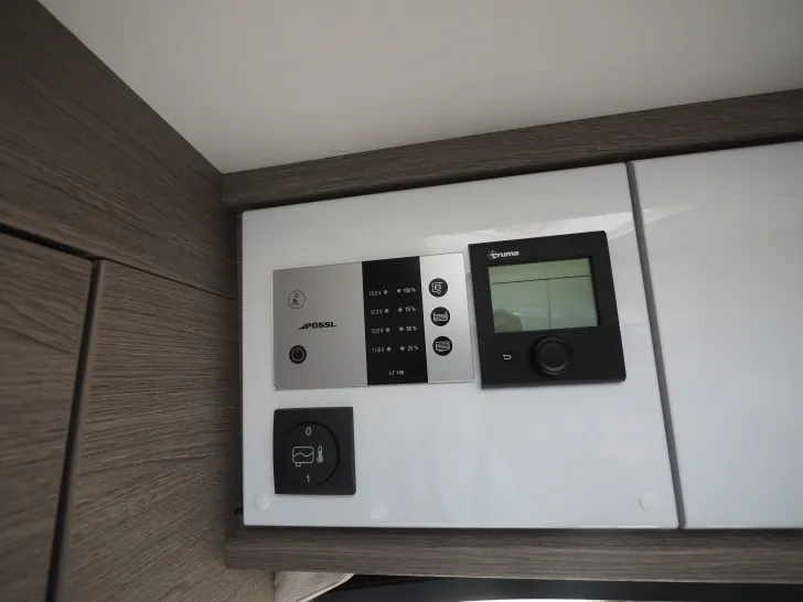 Fahrzeugbild Pössl Roadcruiser Revolution, El. Hubbett, Safetypack #17