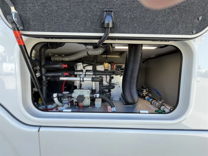 Fahrzeugbild Concorde CRUISER 891LR Diamond Series - 6 Schlafpl. #40