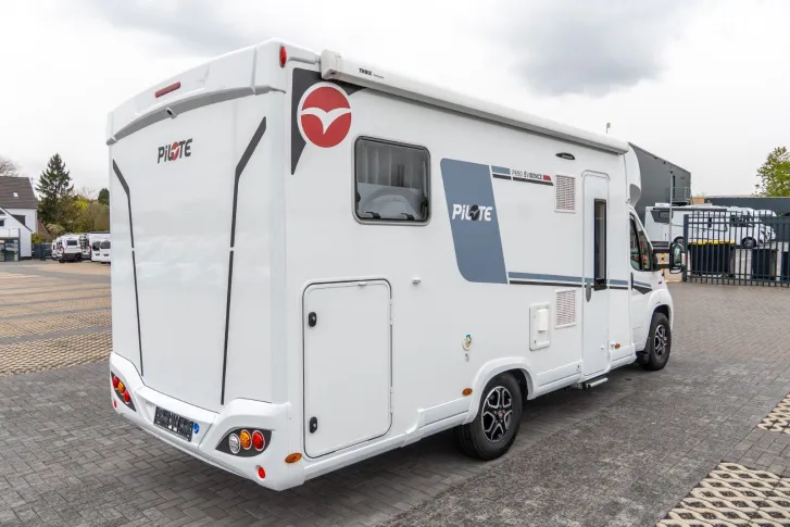 Fahrzeugbild Pilote P 690 GJ Evidence *SAT*Solar*Lithium*Automatik* #4