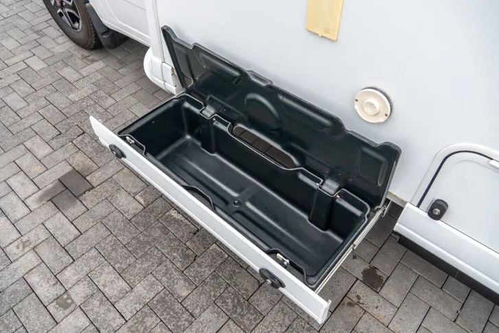 Fahrzeugbild Pilote P 690 GJ Evidence *SAT*Solar*Lithium*Automatik* #8