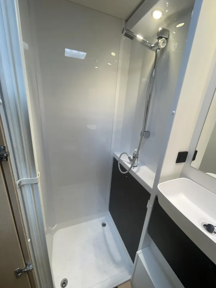 Fahrzeugbild Sunlight A 68 #18