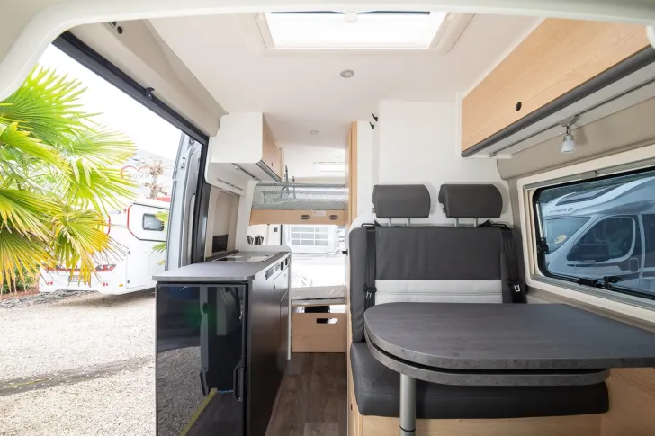 Fahrzeugbild Sunlight Adventure Cliff 601 4 Betten ohne Aufstelldach #9