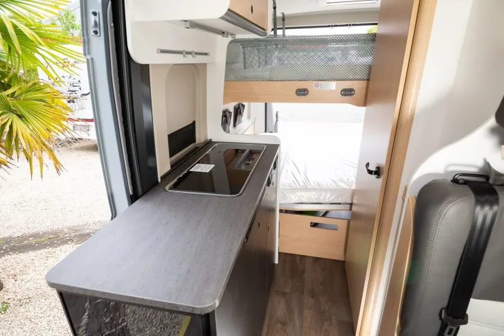 Fahrzeugbild Sunlight Adventure Cliff 601 4 Betten ohne Aufstelldach #12