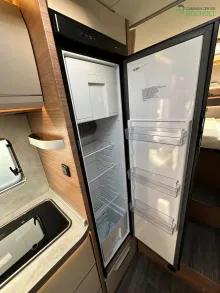 Fahrzeugbild Knaus Van TI 650 MEG VANSATION Fahrradträger / Rahmenfenster #16
