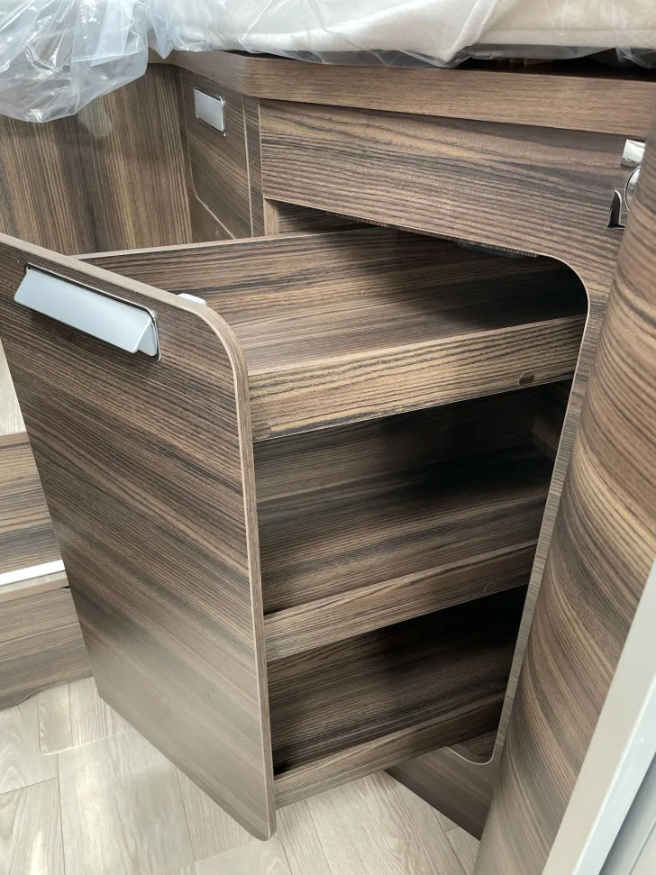 Fahrzeugbild Laika Ecovip H 2109 - Vermittlungsverkauf - #28