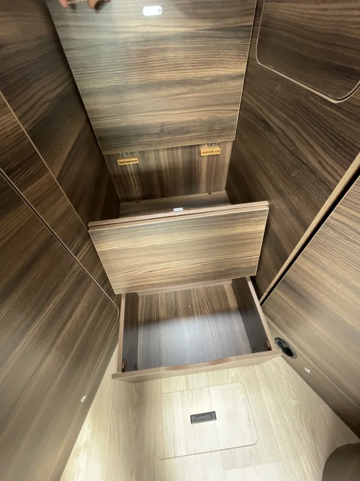 Fahrzeugbild Laika Ecovip H 2109 - Vermittlungsverkauf - #29