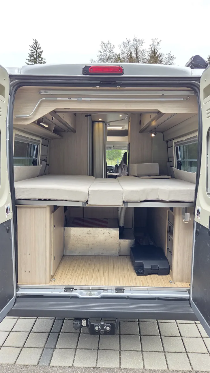 Fahrzeugbild Pössl D-Line Roadcruiser Elegance ...... mit Längsbetten #9