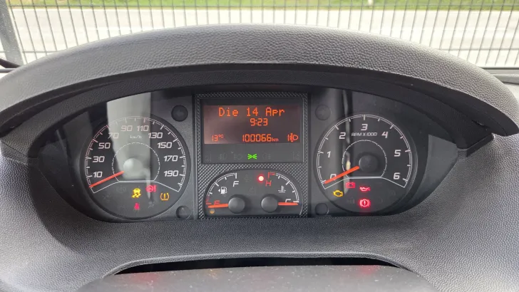 Fahrzeugbild Pössl D-Line Roadcruiser Elegance ...... mit Längsbetten #12