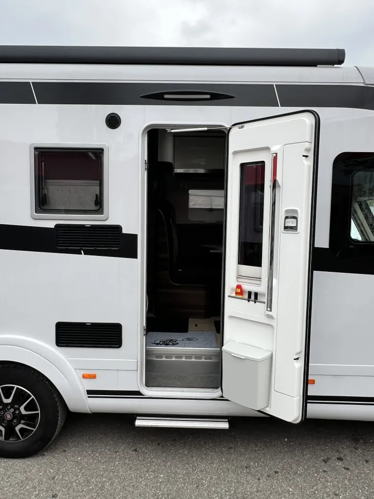 Fahrzeugbild Laika Ecovip H 2109 - Vermittlungsverkauf - #10