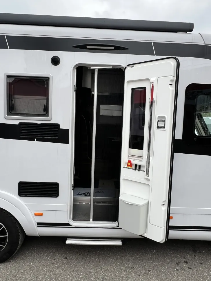 Fahrzeugbild Laika Ecovip H 2109 - Vermittlungsverkauf - #11