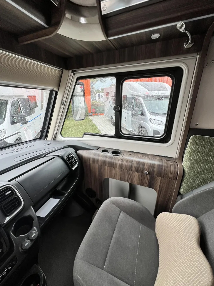 Fahrzeugbild Laika Ecovip H 2109 - Vermittlungsverkauf - #15