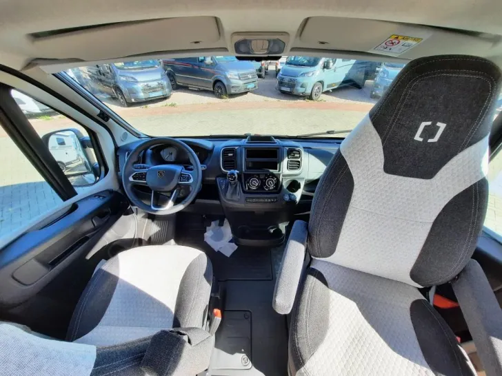 Fahrzeugbild Crosscamp ADVTR 6.0 DF Verfüg./Sparen Sie 6.397,- € #18