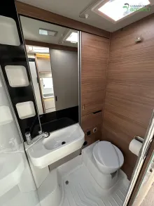 Fahrzeugbild Knaus Van TI 650 MEG VANSATION Fahrradträger / Rahmenfenster #5