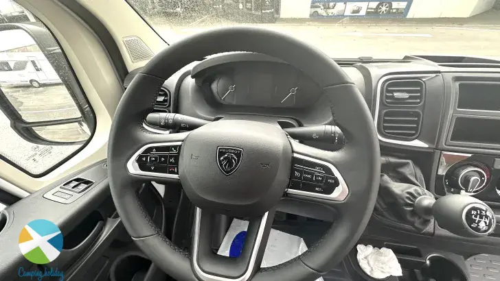 Betten Sunlight Camper Van Cliff 540