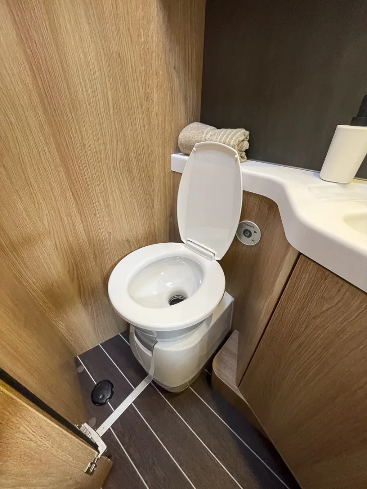 Fahrzeugbild Knaus SKY TI 700 MEG Platinum Selection*Automatik #35