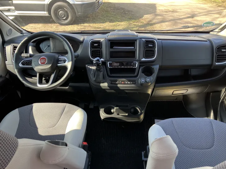 Fahrzeugbild VanTourer 600 D *Totwinkelassistent*Automatik* #6