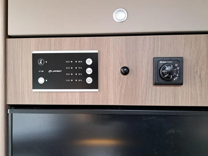 Fahrzeugbild Carado I 447 Pro+ Automatik, 4.400 kg, Solar, LTE, TV #14