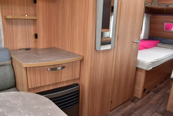 Fahrzeugbild Hymer Eriba Exciting 471 Einzelbetten, A-Klappe #8