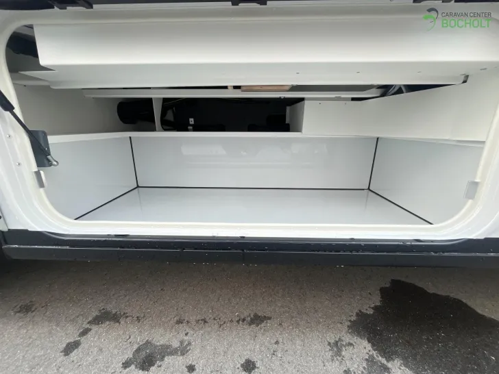 Fahrzeugbild Carthago chic c-line I 4.9 LE L Polar-Paket ALDE #18