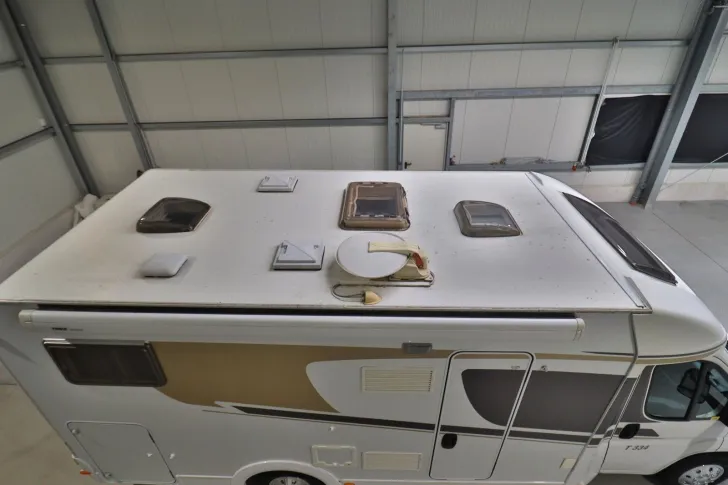 Fahrzeugbild Carado T 334/Festbett+Hubbett/Klima/Markise/Finanz. #5