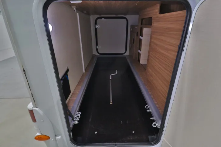 Fahrzeugbild Carado T 334/Festbett+Hubbett/Klima/Markise/Finanz. #6