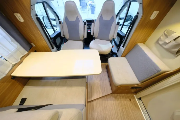 Fahrzeugbild Carado T 334/Festbett+Hubbett/Klima/Markise/Finanz. #8