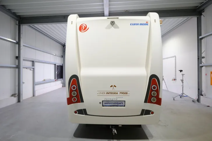 Fahrzeugbild Eura Mobil Integra-Liner 790EB/Automatik/Einzelbetten+Hub. #4