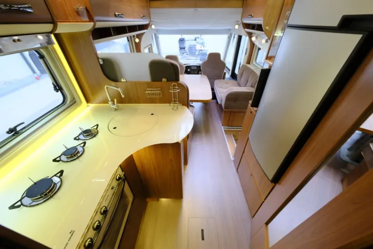 Fahrzeugbild Eura Mobil Integra-Liner 790EB/Automatik/Einzelbetten+Hub. #9