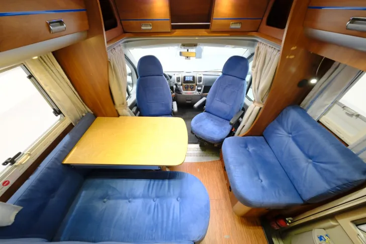Fahrzeugbild Laika Kreos 5009/Einzelbetten/Garage/Klima/ALDE #8