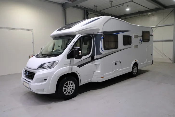 Fahrzeugbild Knaus SKY Wave 700 MEG/Einzelbetten+Hubbett/Garage #3