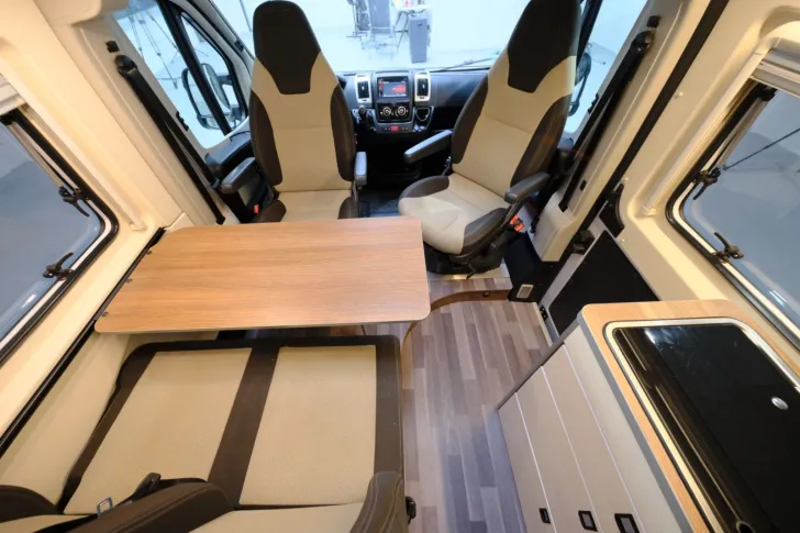 Fahrzeugbild Westfalia Amundsen 600/Festbett/Klimaanlage/Markise #9