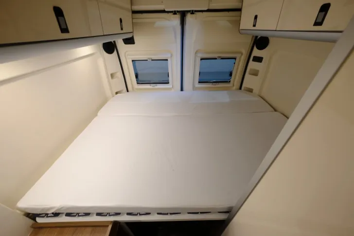 Fahrzeugbild Westfalia Amundsen 600/Festbett/Klimaanlage/Markise #12