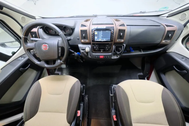 Fahrzeugbild Hymer Sydney/Automatik/Aufstelldach/Klima/AHK/Markise #5