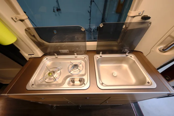 Fahrzeugbild Hymer Sydney/Automatik/Aufstelldach/Klima/AHK/Markise #14