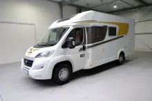 Fahrzeugbild Carado T 334/Festbett/Hubbett/Garage/Tempomat #3