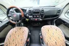 Fahrzeugbild Carado T 334/Festbett/Hubbett/Garage/Tempomat #6