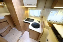 Fahrzeugbild Carado T 334/Festbett/Hubbett/Garage/Tempomat #13