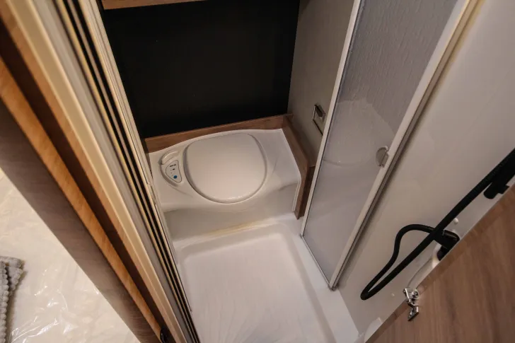 Fahrzeugbild Knaus L!VE TI 650 MF Platinum Selection Automatik | Rahmenfenster #13