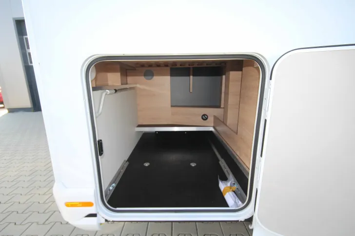 Fahrzeugbild Knaus L!VE WAVE 650 MF Platinum Selection Automatik | Rahmenfenster #16