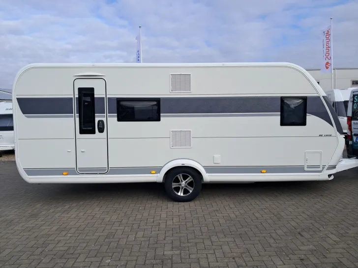 Fahrzeugbild Hobby De Luxe 560 KMFe *Mietwagen 2025* #4