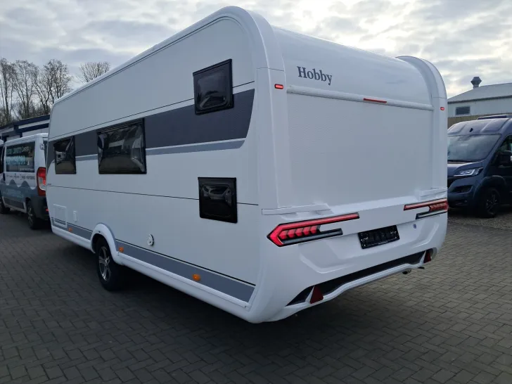 Fahrzeugbild Hobby De Luxe 560 KMFe *Mietwagen 2025* #7