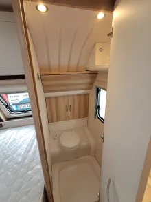 Fahrzeugbild Hobby De Luxe 560 KMFe *Mietwagen 2025* #20