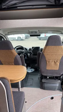 Sicht vorne-hinten Hymer Camper Van Redwood 600 Sofort verfügbar